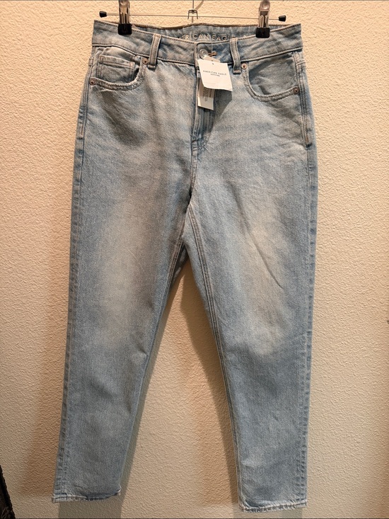 American Eagle Outfitters Denim - NWT American Eagle High-Rise Straight Leg Jeans Light Wash 2S Clean Girl Petite